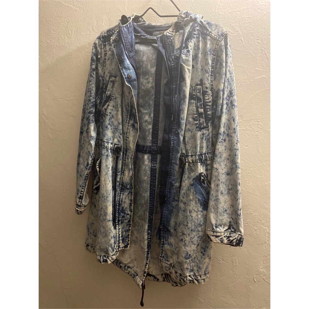Long denim jacket with hoodie